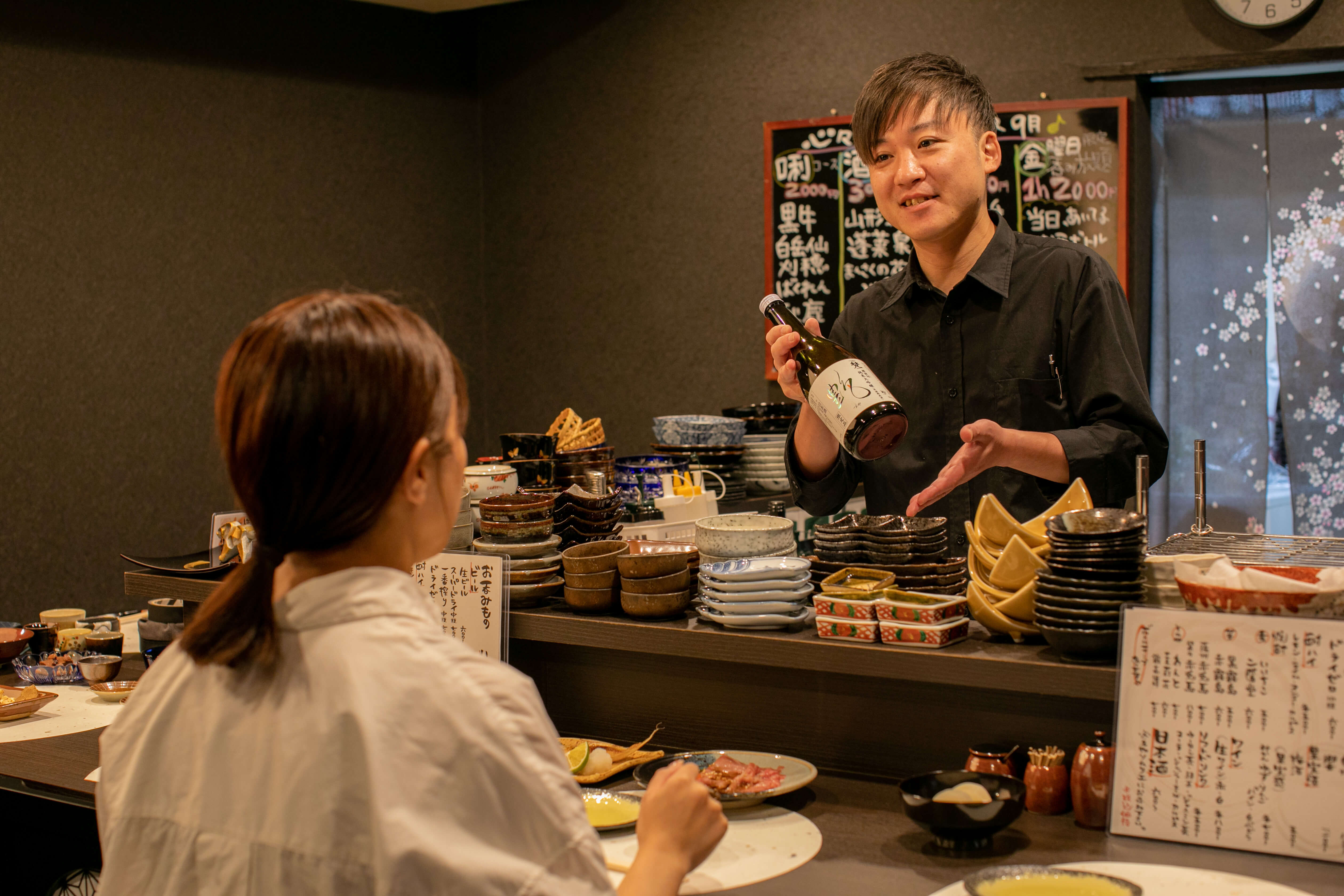 日本居酒屋　心々　カウンター席