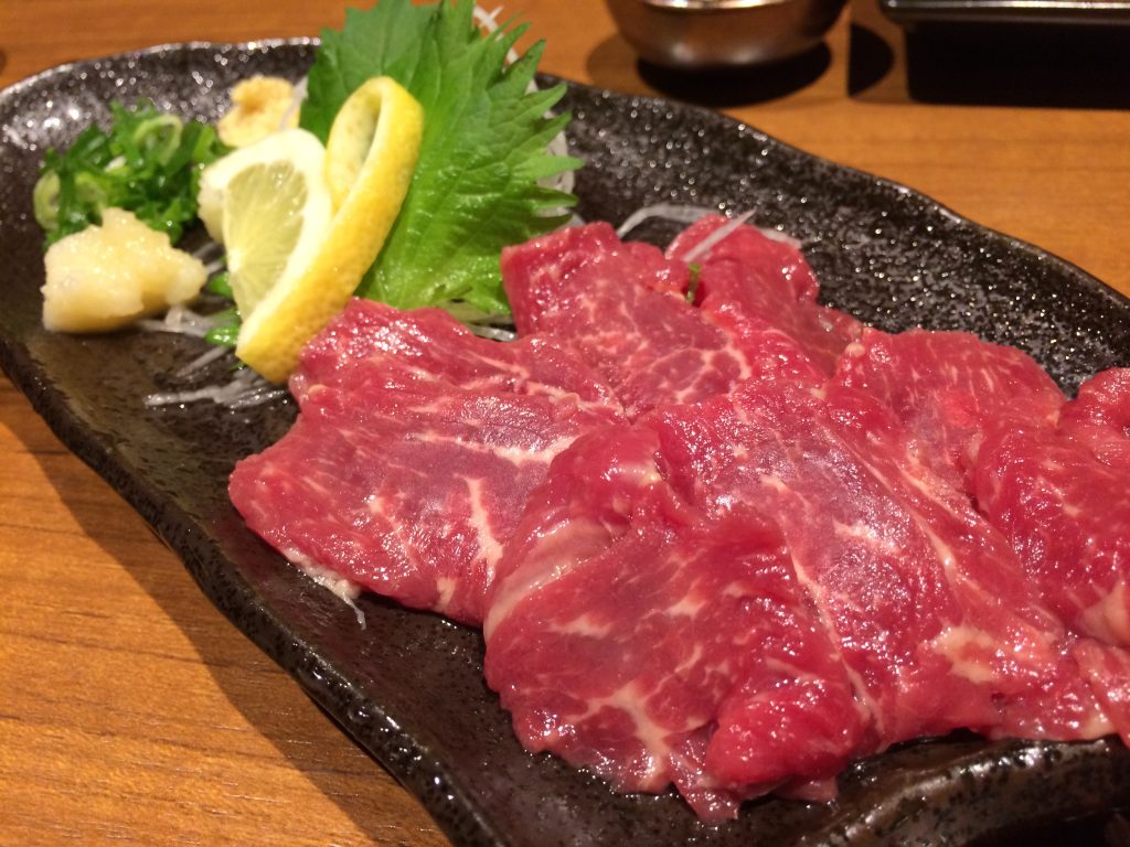 周南市の居酒屋「居酒屋 いっとく 徳山店」。刺身と焼き鳥、肉料理までなんでもござれのお店をご紹介