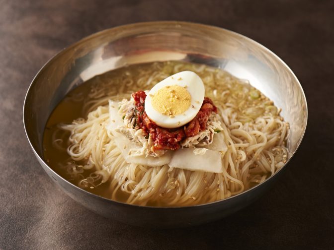 東京・巣鴨にある地域密着の焼肉店「焼肉とく大和郷」で、こだわりの肉と冷麺を味わう！