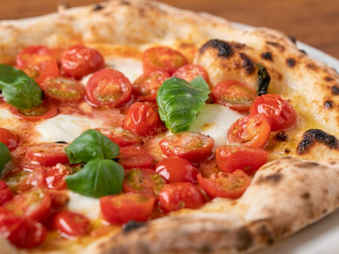 大阪市・中崎町駅の近くにある「ピッツェリア ダ チロ」さんのクチコミレポート。こだわりのピザが人気のイタリアン