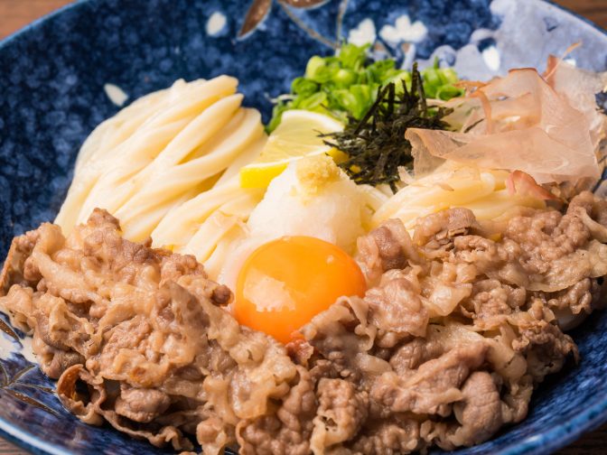 寝屋川・萱島駅周辺にある「本格さぬきうどん やしま」さんのクチコミレポート。ランチにも夜ご飯にもおすすめのうどん屋