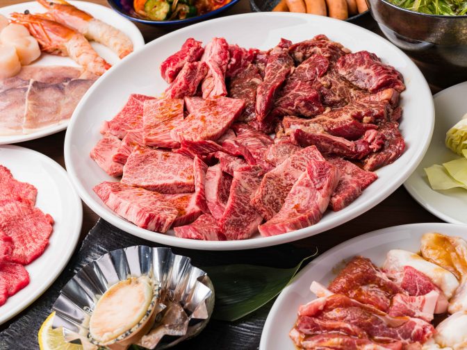 高松市太田・高松駅周辺にある「焼肉鶴山（やきにくかくざん）」さんのクチコミレポート。毎日だって食べられるウマい肉が人気の焼肉店