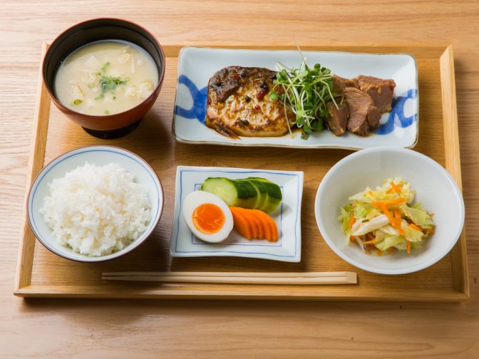 福岡市、大手門の食堂「HAKKO食堂（ハッコウショクドウ）」。テイクアウト、通販が人気！