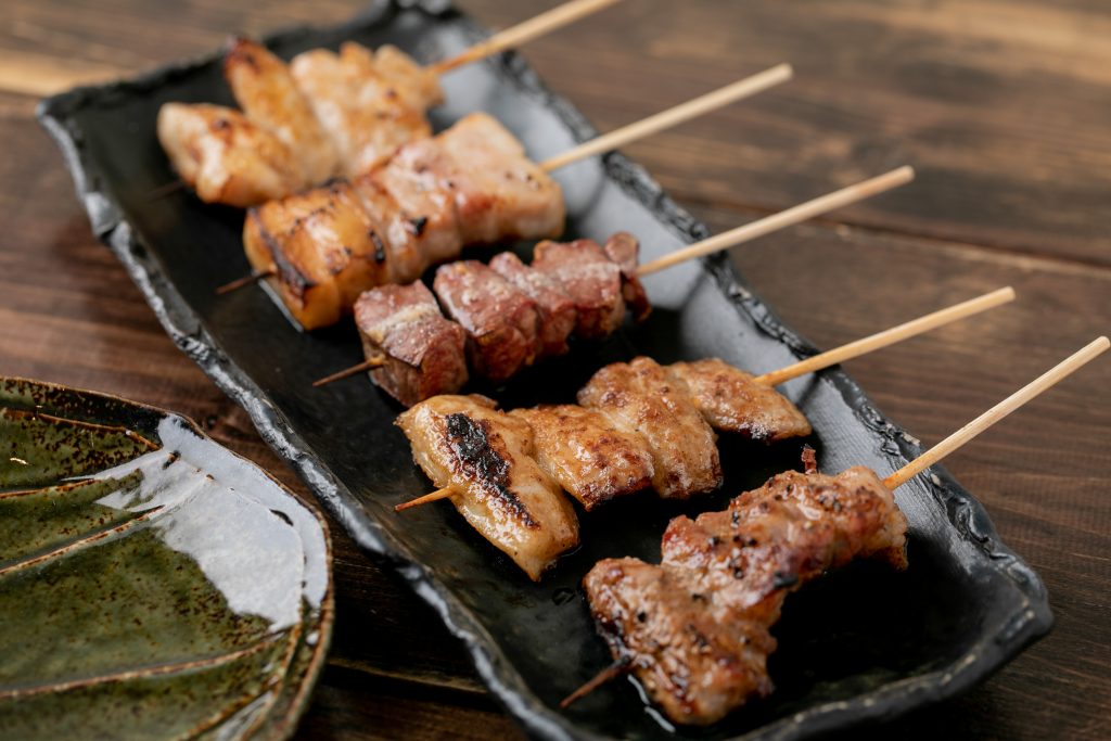 天王寺区・阿倍野で晩ごはんやテイクアウトに人気の「焼きとん　じん家」を口コミレポート！