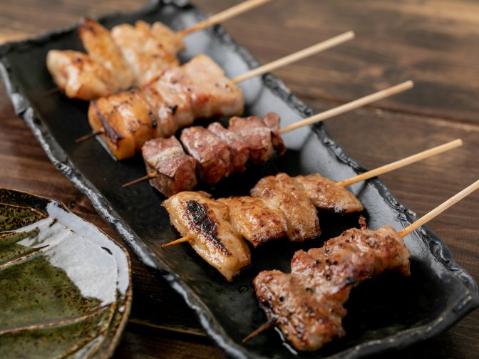 天王寺区・阿倍野で晩ごはんやテイクアウトに人気の「焼きとん　じん家」を口コミレポート！