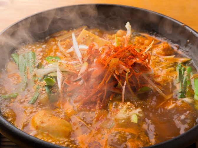 今泉・天神の居酒屋 博多一門 もつ炊き餃子と炭焼き料理（はかたいちもん）で福岡の新名物をぜひ！