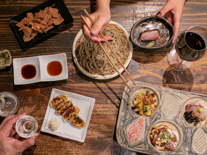 大阪市内・天満橋駅周辺にある居酒屋「和食 縁 蕎麦切り（ワショクエニシソバキリ）」さんのクチコミレポート。十割蕎麦と鍋がおすすめ！