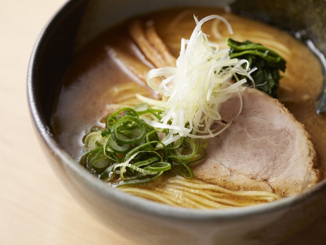 茅ヶ崎・藤沢でランチやディナーにオススメのラーメン、「麺や鐙 茅ヶ崎本店」さん「麺や鐙壱番」さん「製麺食堂 あぶみ」さん