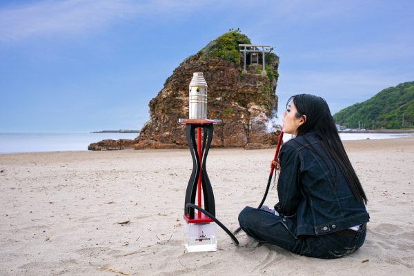 島根県出雲のおしゃれなシーシャ（水タバコ）専門店で極上リラックス。シーシャの通販・お取り寄せも人気の、シーシャサロン Chillax（チラックス）。