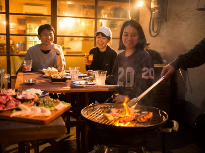 福岡市・赤坂駅周辺の居酒屋「食堂PONTE（ショクドウポンテ）」さんのクチコミレポート。街中BBQ・バーベキュー、ランチ、おばんざいテイクアウトが人気