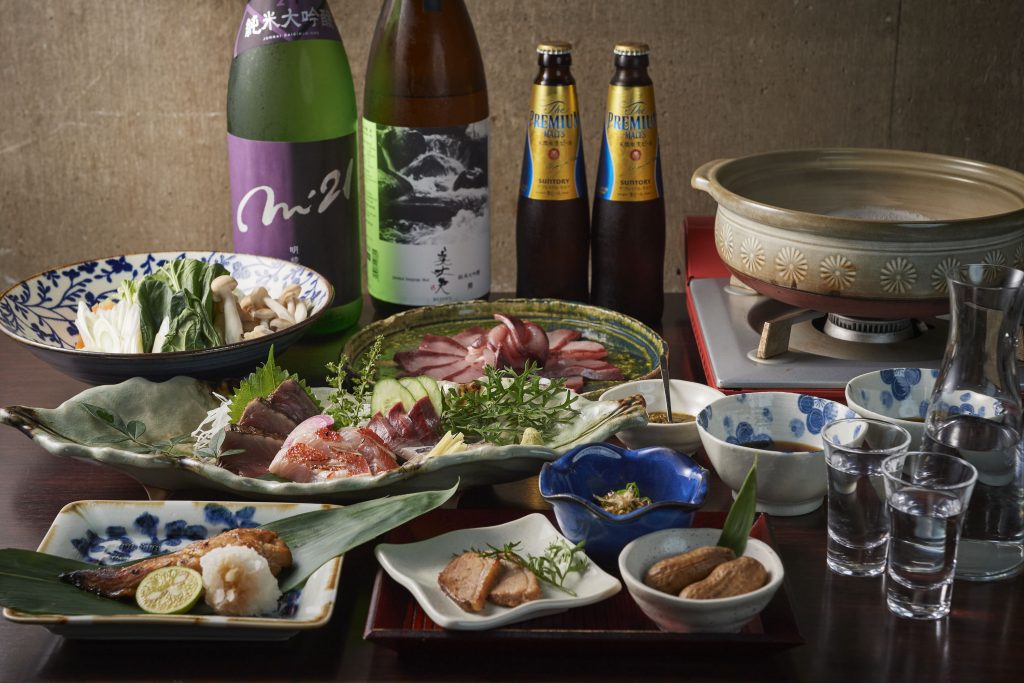 新富町駅、築地駅、八丁堀駅周辺の和食居酒屋「つきじ左光（つきじさこう）」さんのクチコミレポート。豊洲市場の鮮魚を使った創作和食が人気！一人飲みから宴会までおすすめ