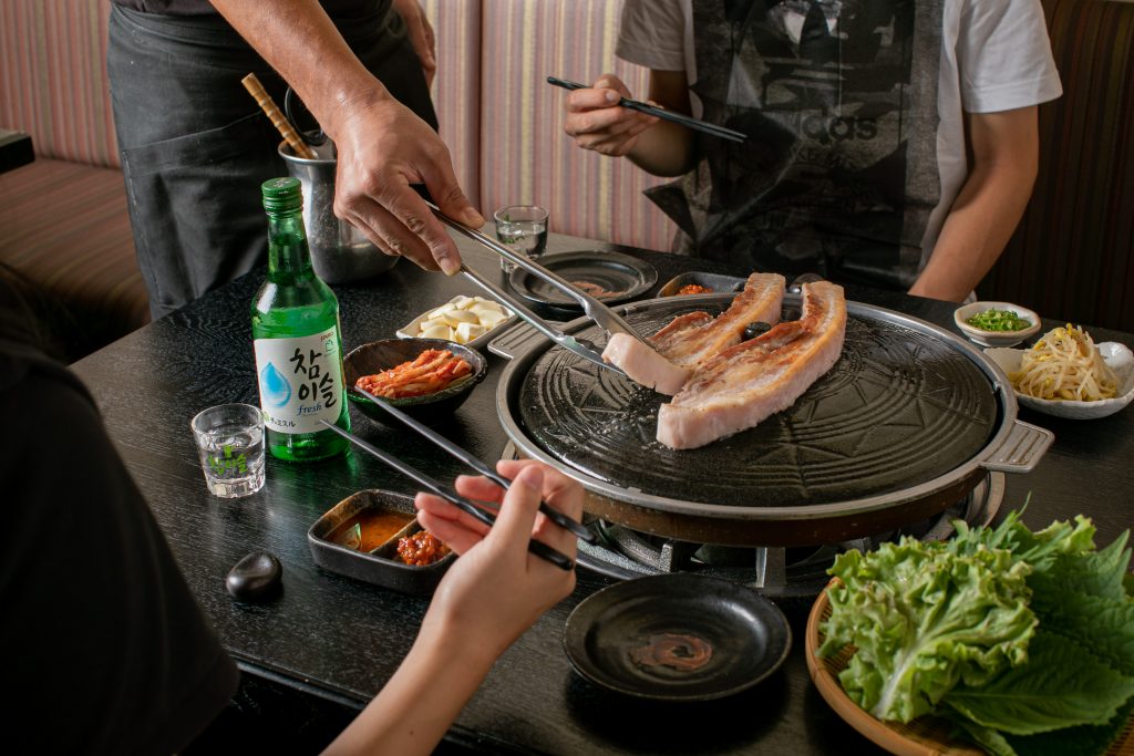 京都市・西院駅周辺の韓国料理「香蘭（こうらん）」さんのクチコミレポート。サムギョプサル・しゃぶしゃぶのコース、ランチ、昼飲み、テイクアウトが人気！