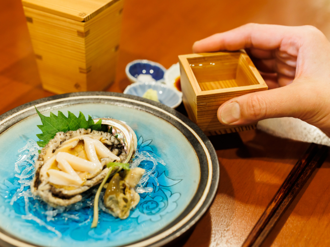 札幌・すすきのの居酒屋「魚と肴 おうぎや」ココロオドル美味さ！海鮮と日本酒がおすすめ！