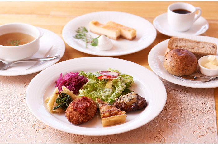 石岡市のカフェ＆レストラン「Café＆Restaurant 狭霧（サギリ）」ランチやディナーで地産地消の洋食がおすすめ