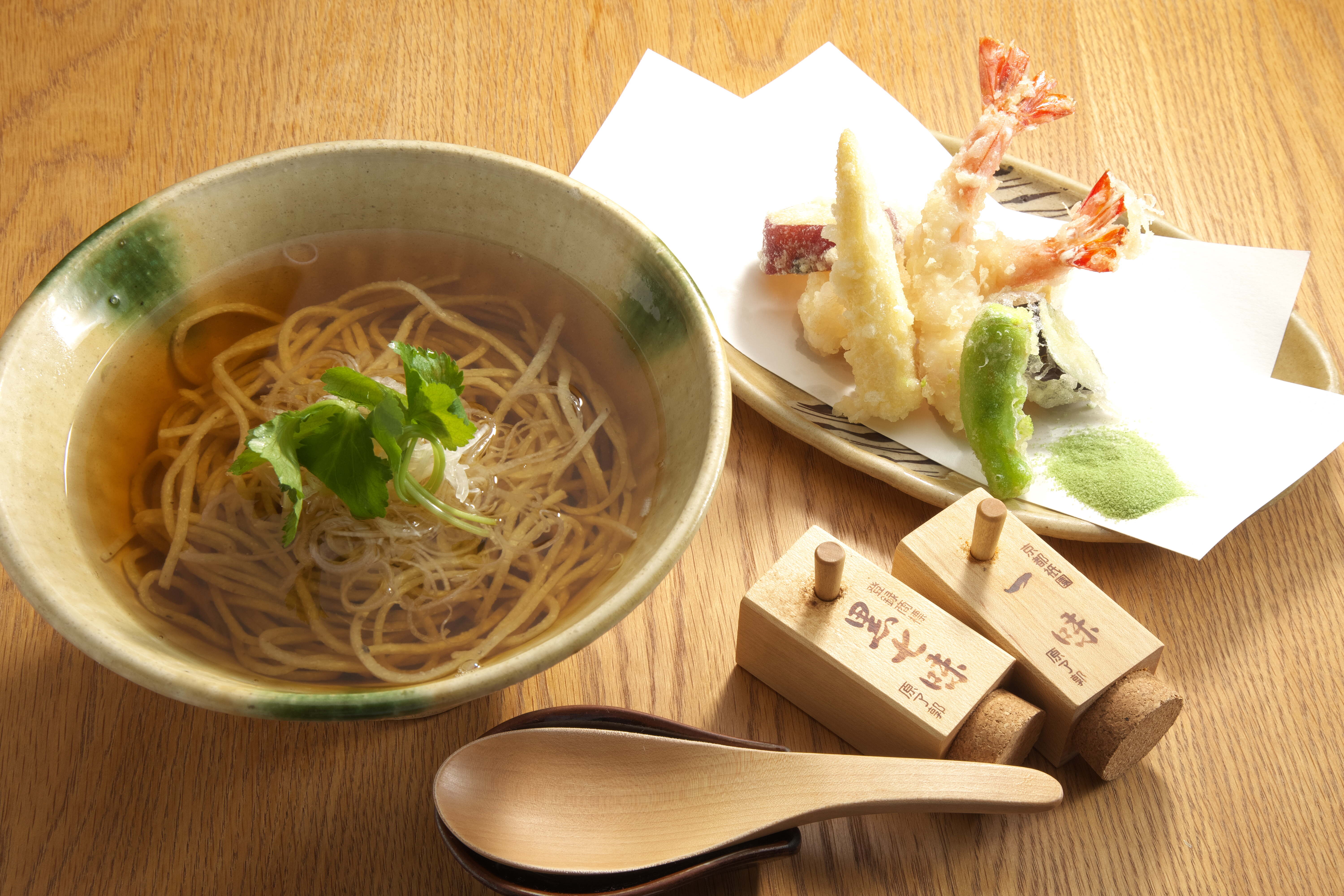 瀬戸市・尾張瀬戸駅周辺の「手打ち蕎麦 志庵」さんのクチコミレポート