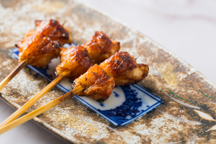 西中洲の「焼鳥 輝久」最高級の焼鳥・串焼きと日本酒がおすすめ