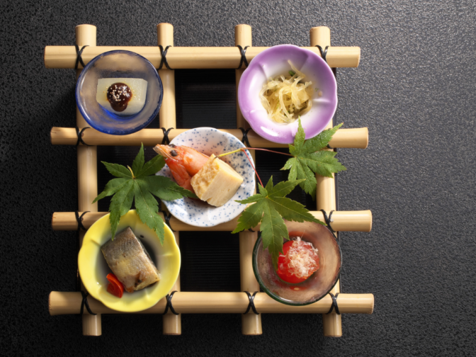 大垣市の和食「日本料理 万福」接待・会食ディナーは個室がおすすめ