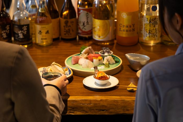 福岡市・赤坂駅、天神駅周辺の居酒屋「晴れと日常（ハレトケ）」さんのクチコミレポート。夜ご飯・一人飲み・宴会に天ぷらと日本酒が人気