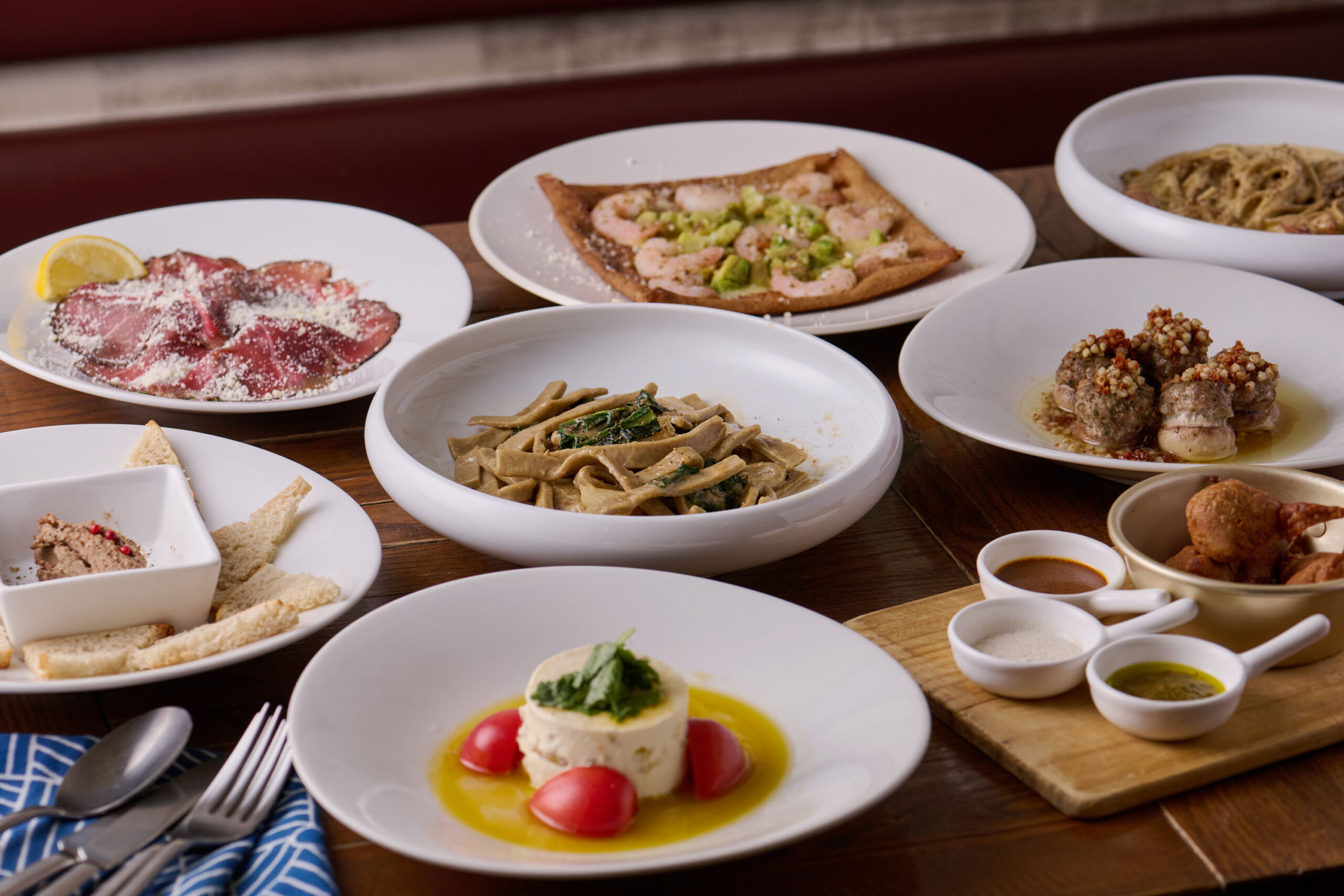 藤沢市・藤沢駅周辺のイタリアン「蕎麦粉食堂 Buckwheat（バックウィート）」さんのクチコミレポート。イタリア北部、ヴァルテッリーナ地方の伝統料理、蕎麦粉のパスタやガレットが人気