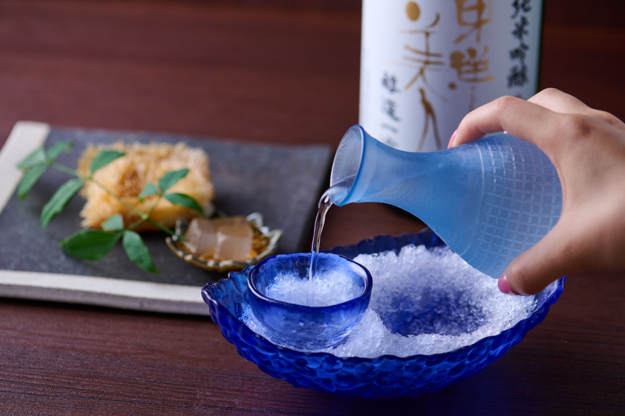 横浜市・戸塚駅周辺「懐石ダイニングいおり」さんのクチコミレポート。ランチ・ディナーに和洋折衷の創作和食や会席料理がおすすめ