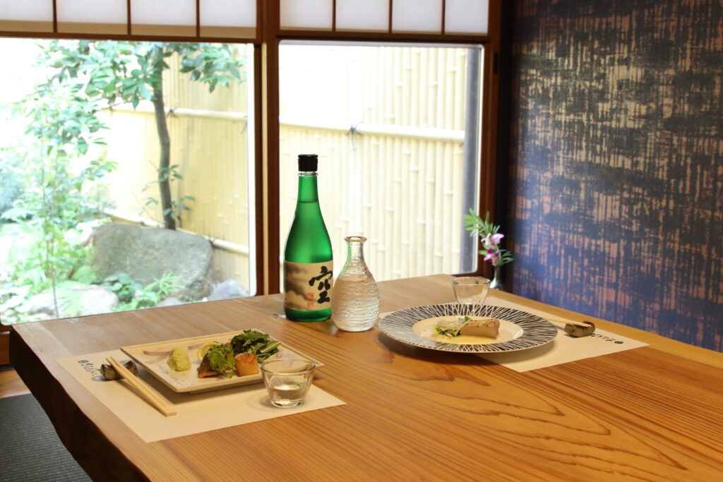 名古屋市・上前津駅周辺の和食「磯料理 まるけい」さんのクチコミレポート。新鮮な魚介をふんだんに使用した海鮮料理や会席料理が人気