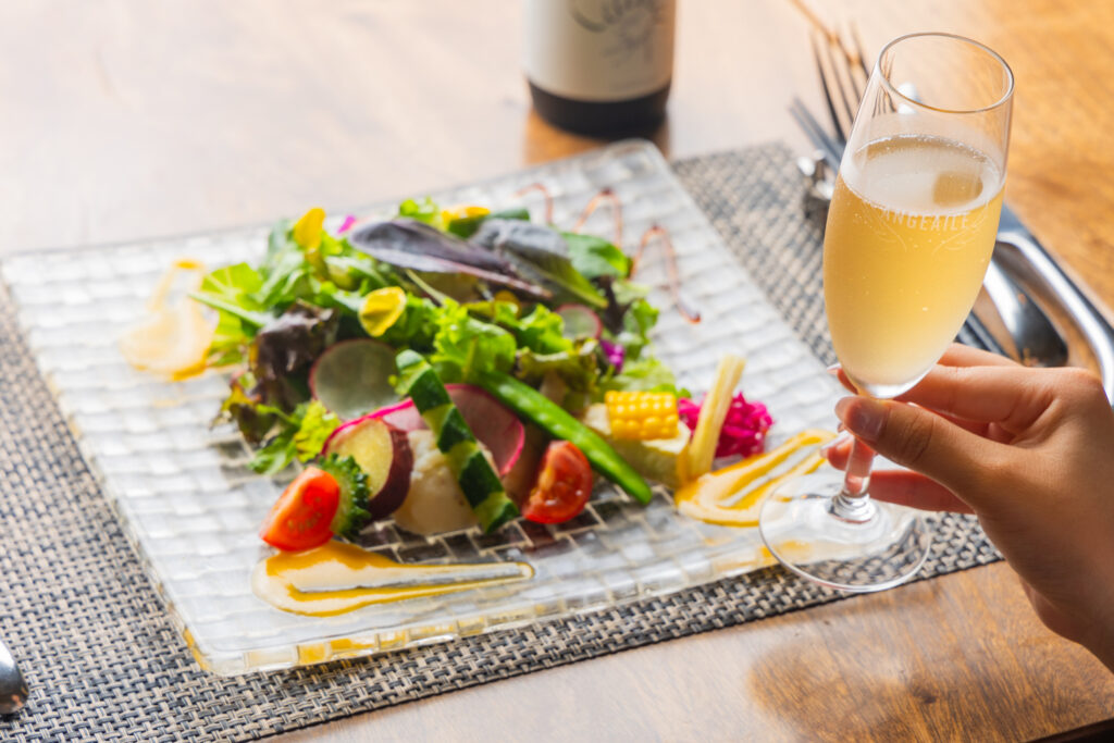 熊本市・水道町駅周辺「ビストロ食堂 Julienne」の口コミレポート。有機野菜をたっぷり使用したヘルシーでおしゃれなカジュアルフレンチが人気