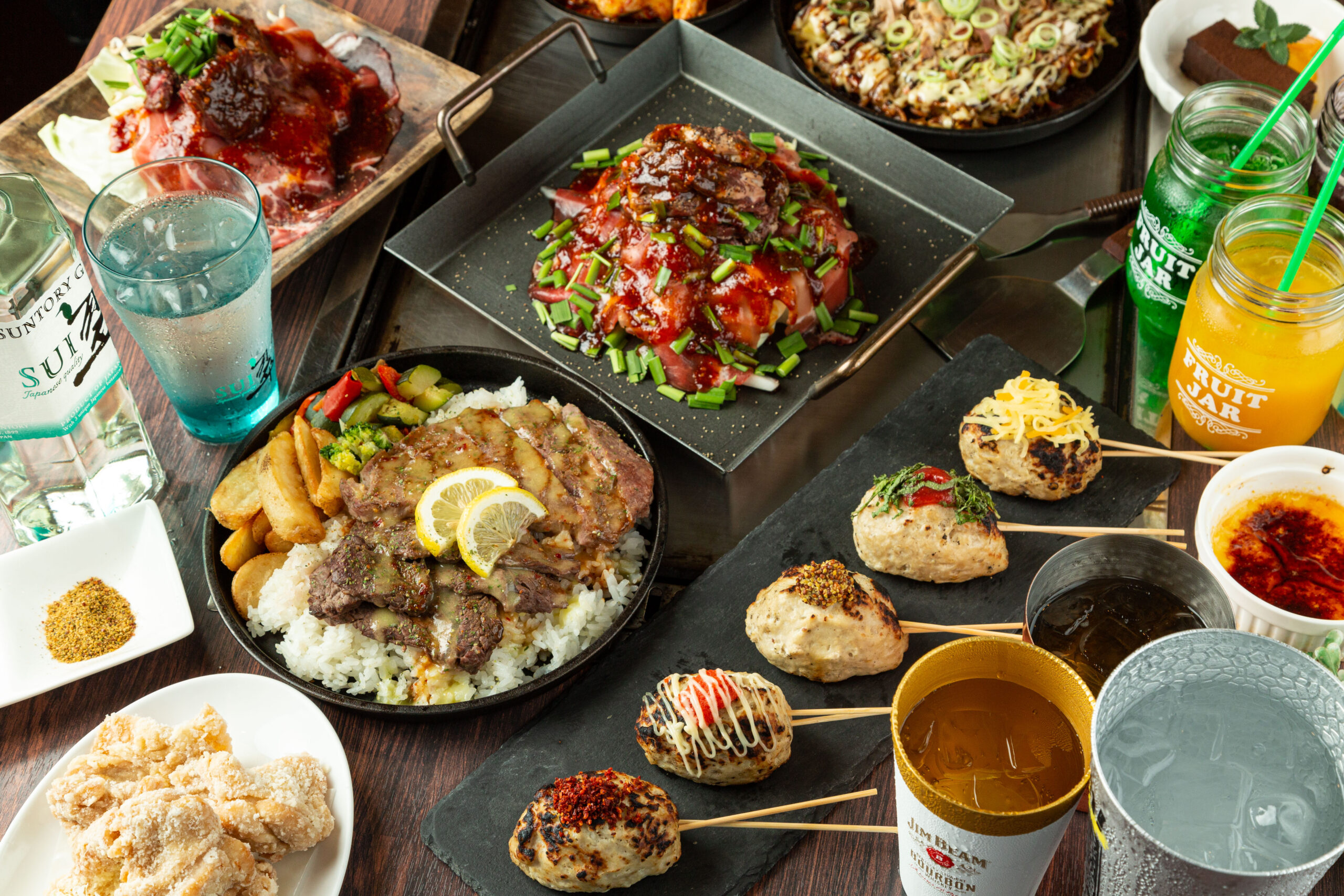 箕面市・牧落駅周辺「鉄板 Family Dining こころ」さんのクチコミレポート。もんじゃ焼き・鉄板料理・焼きたてパンがモーニング・ランチ・カフェ・ディナーで人気