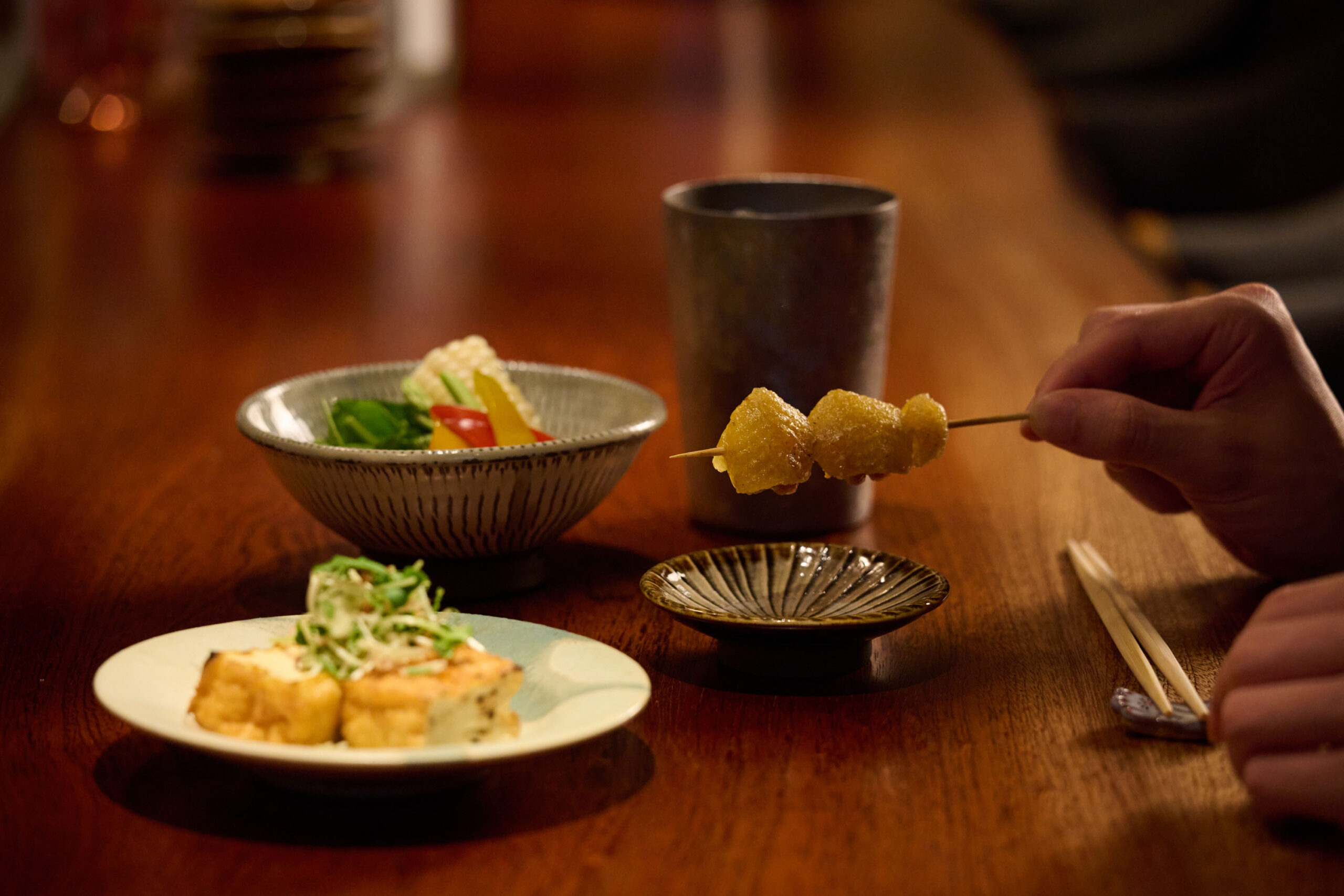 黒さつま鶏・長崎対馬地どり・やまがた地鶏を用いた高級焼き鳥とおすすめの一品料理