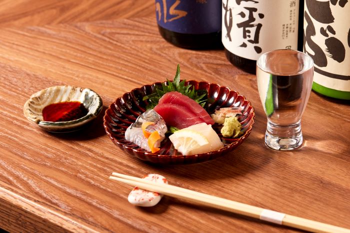 塩釜の市場から仕入れる鮮魚を用いた刺し身や海鮮料理がおすすめ
