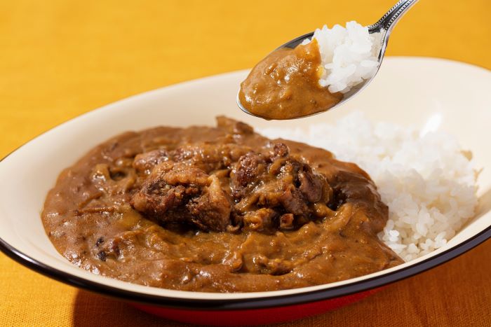 通販で人気の牛すじカレー