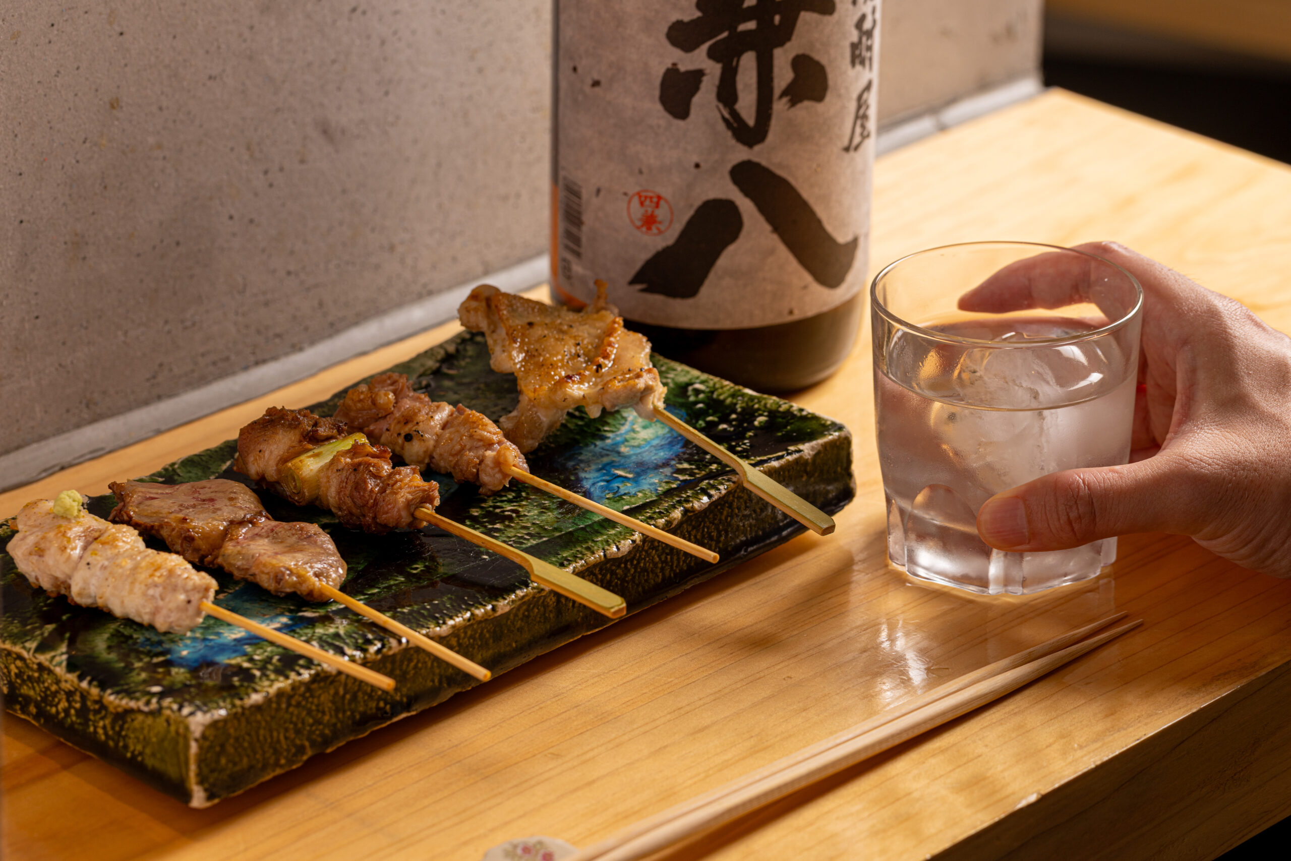 鹿児島のブランド鶏〝きさ輝地鶏〟を用いた名物の焼き鳥