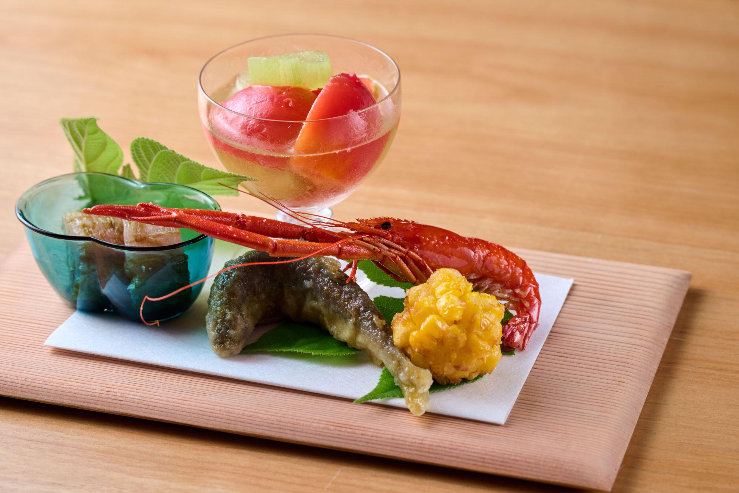 東麻布・麻布十番駅周辺の和食「御料理 辻」の口コミレポート。四季折々の味覚を用いた日本料理のコースがランチ・ディナーで人気