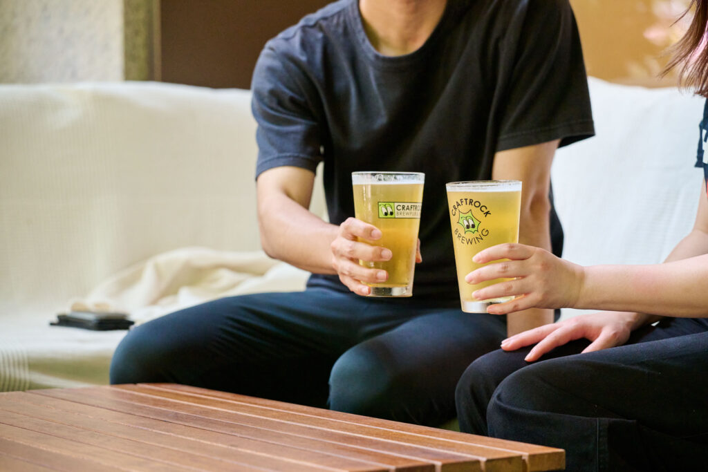 三越前駅・新日本橋駅・神田駅「日本橋クラフトロック ブリューパブアンドライブ」と高尾山口駅・清滝駅「高尾山クラフトロック タップルーム」の口コミレポート。バンドマンが造るクラフトビールと音楽イベントが人気