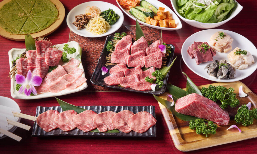 赤坂見附駅・赤坂駅周辺『炭火焼肉 赤坂 金星』の口コミレポート。秘伝のタレで味わうA5ランク黒毛和牛の特上ハラミが人気