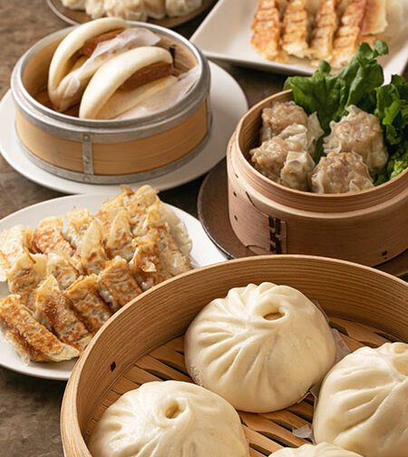 写真：豚まんをはじめとした蓬莱本館の人気メニュー