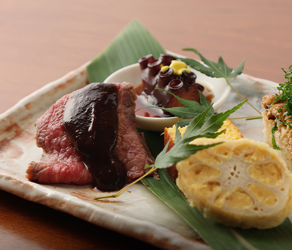 名古屋・栄駅・久屋大通駅・丸の内駅周辺『料理屋 錦三山車楼』の口コミレポート。全席個室のプライベート空間で堪能する和食コースが人気