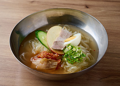 サイドメニューで人気の冷麺