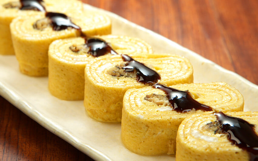 出汁たっぷりでふっくらとした穴子の出汁巻き