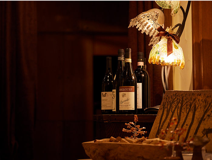 接待や会食にも相応しい、気品と落ち着きを兼ね備えたフロア