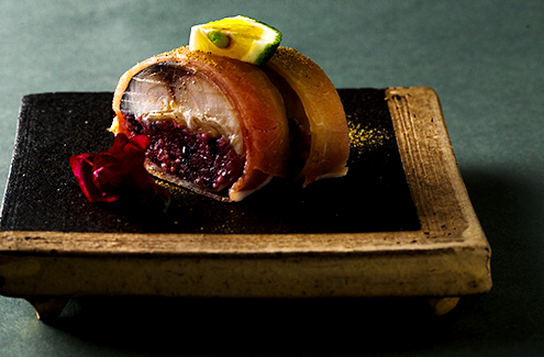 福岡市・西鉄平尾駅近く『料理屋 takanabe（たかなべ）』の口コミレポート。型にとらわれない彩り豊かな創作和食コース・御膳がランチ、ディナーで人気