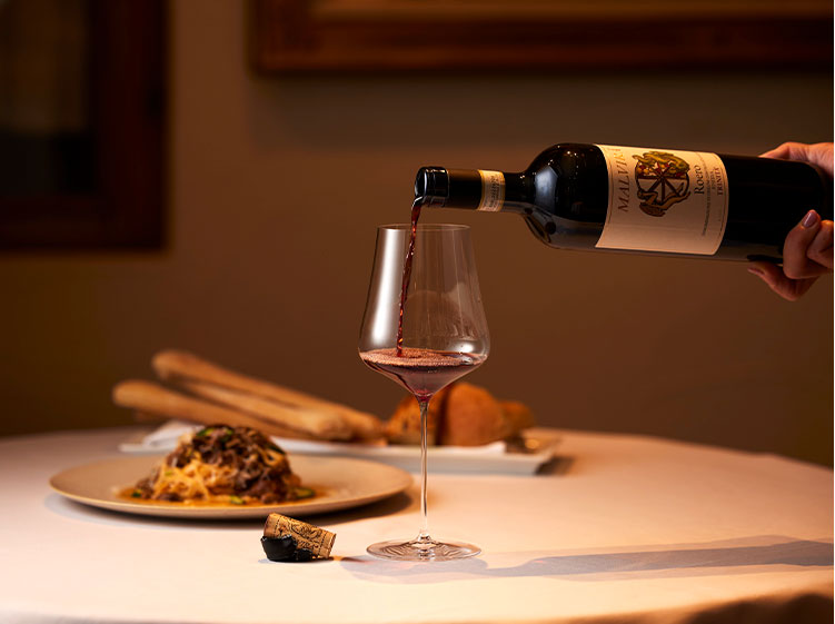 西麻布、六本木、広尾駅周辺『トルナヴェント』の口コミレポート。イタリア北部・ピエモンテの郷土料理とヴィンテージワインがおすすめ