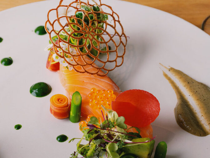 厳選された食材が最高の調理によって至福のひと皿へと昇華される