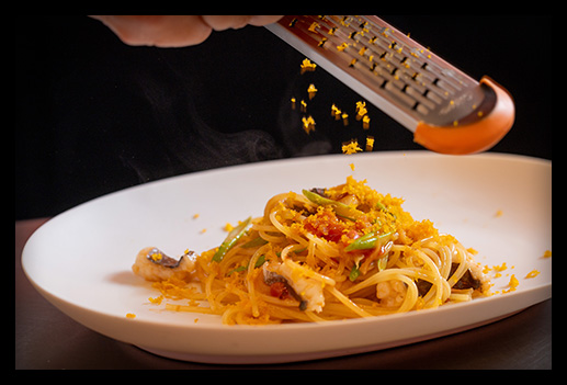 豊中市・豊中駅周辺『マッシモ フェラーリ』の口コミレポート。華々しい経歴に培われたシェフの確かな技が光る、完全予約制のカウンターイタリアン