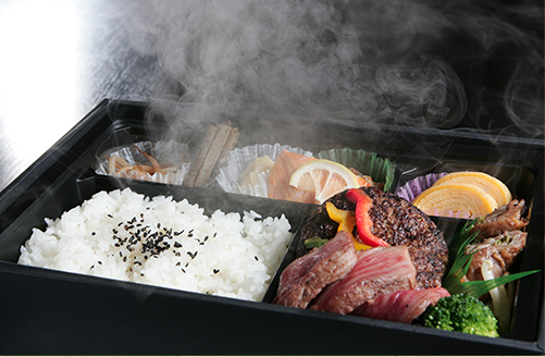 全てのお弁当が加熱式、テイクアウトに人気