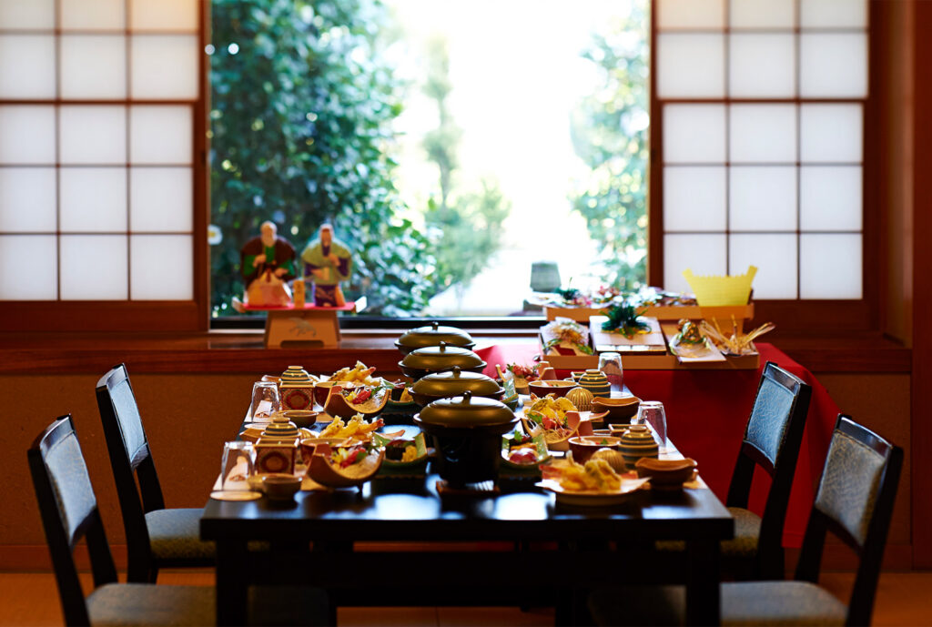 川間駅・野田市駅周辺『とみや』の口コミレポート。200席規模を誇る地域最大級の和食店、お祝い・法事・宴会に豊洲直送の鮮魚と自家製米が彩る会席料理が人気