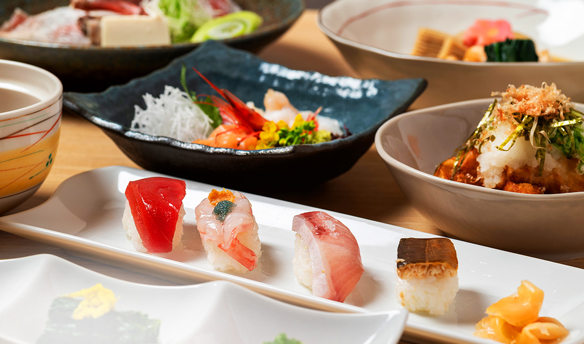 金沢市・金沢駅周辺『鮨処 西念 秀よし』の口コミレポート。北陸の旬魚を塩で味わう江戸前寿司、個室完備で接待やお祝い、法事におすすめ