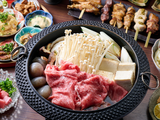 すき焼きと炭火焼きが名物の居酒屋