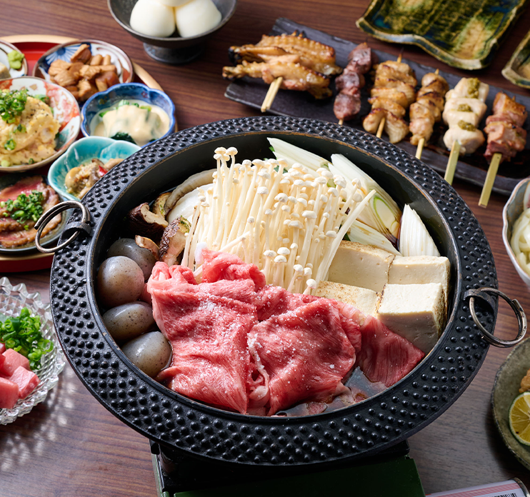 高崎市・高崎駅周辺の居酒屋『炭火とおばんざい となりの笑多』の口コミレポート。蔵を改装した趣ある和空間で味わう銘柄鶏の焼き鳥や上州牛のすき焼きが人気