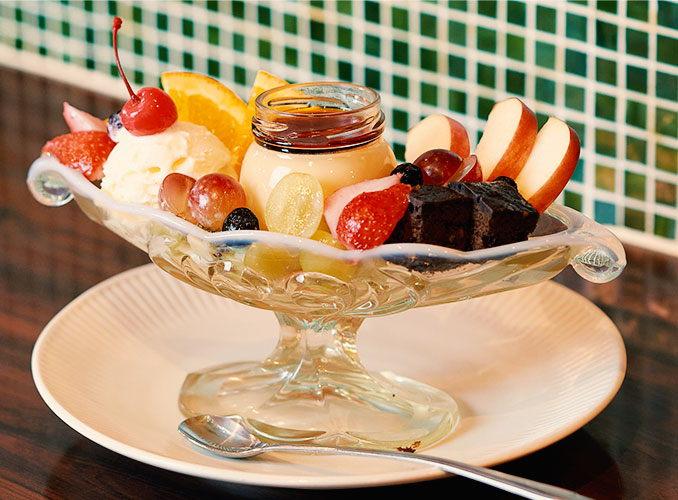 2日前までの予約制で楽しめるプリンアラモードもおすすめ