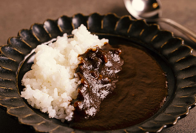 手間暇を惜しまない欧風カレー（1,100円）も絶品